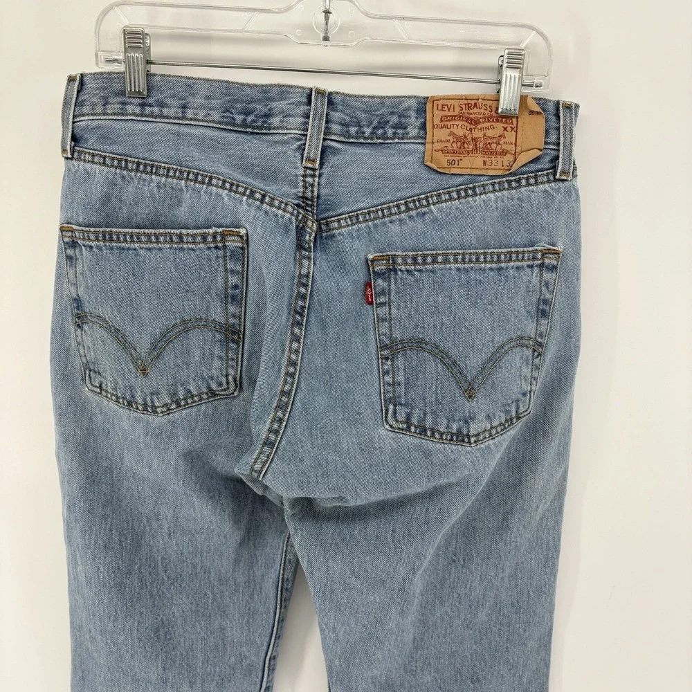 Levis 501 Original Fit Jeans Light Wash Button Fly Denim Y2K Men 33X32 (32X31.5)